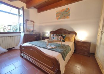 Camera / camera da letto - Three-room apartment frazione girola, Blevio - photo 22