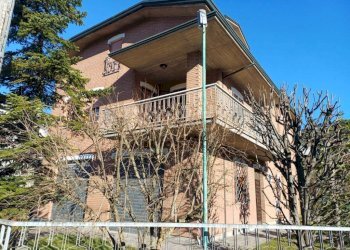 Facciata - Villa via Bari, Carpi - foto 2