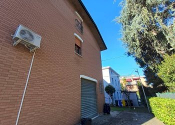 Facciata - Villa via Bari, Carpi - foto 42