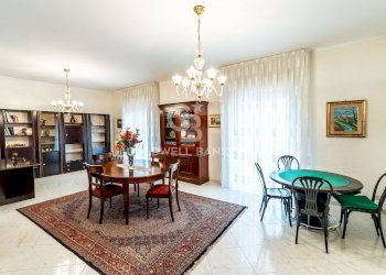 Foto 3 - Appartamento Via Piemonte
 
28 - 30, Acireale - foto 3