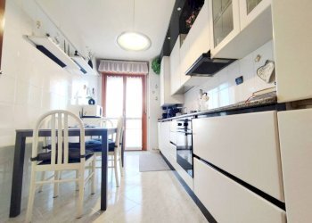 Cucina - Trilocale via della Liberazione, Pero - foto 9