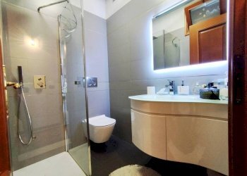 Bagno - Three-room apartment via della Liberazione, Pero - photo 12