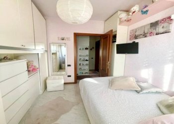 Camera da letto - Three-room apartment via della Liberazione, Pero - photo 21