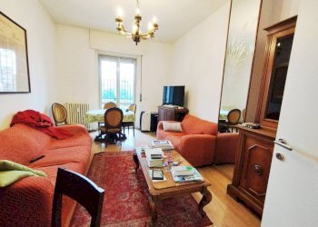 Salone - Three-room apartment via Figino, 10, Pero - photo 6