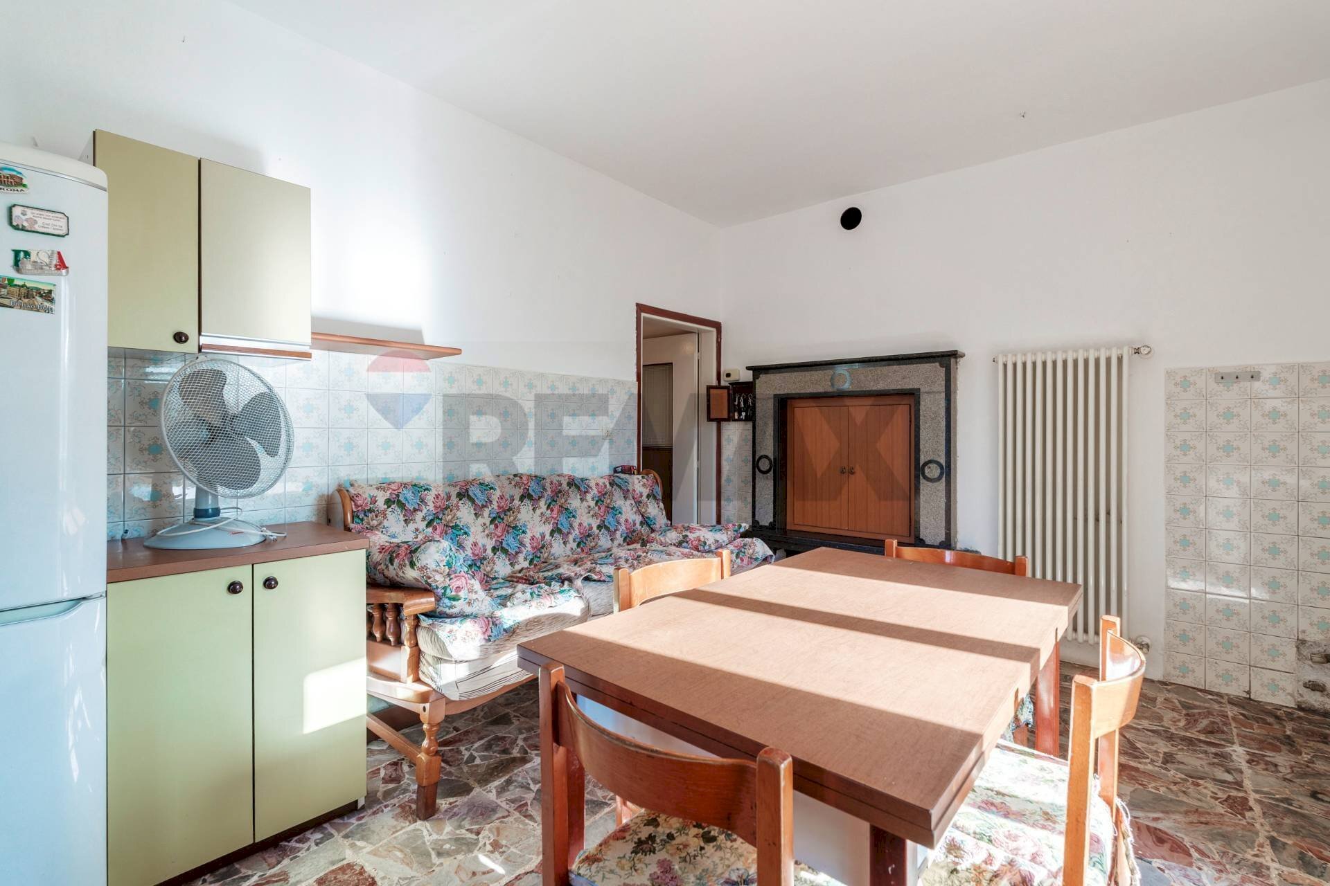 Sala da pranzo - Quadrilocale via Gramsci
 
43, Villanuova sul Clisi - foto 3