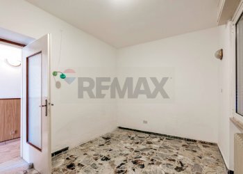 Stanza vuota - Quadrilocale via Gramsci
 
43, Villanuova sul Clisi - foto 19