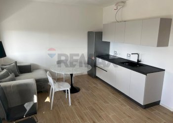 Appartamento Via Carlo Linneo, 130 
 Rivarolo, Genova (zona Rivarolo) - foto 2