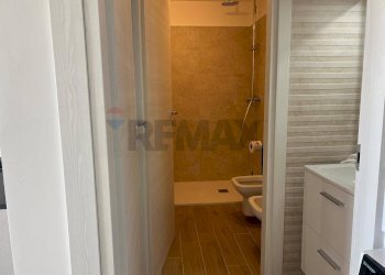 Appartamento Via Carlo Linneo, 130 
 Rivarolo, Genova (zona Rivarolo) - foto 12