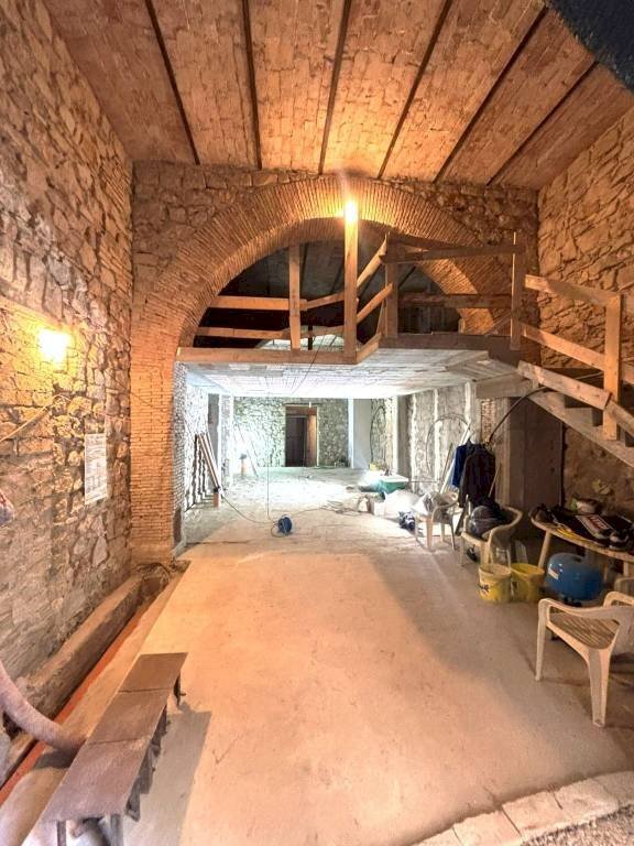 Interno non residenziale - Shop via Ferdinando Lavanga, Formia - photo 2