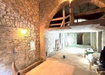 Interno non residenziale - Shop via Ferdinando Lavanga, Formia - photo 9