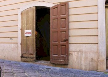 Ingresso - Shop via Ferdinando Lavanga, Formia - photo 11