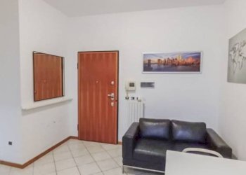 Salone - Bilocale via Don Giuseppe Dossetti, Bologna (zona Bolognina) - foto 24