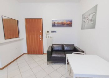 Salone - Bilocale via Don Giuseppe Dossetti, Bologna (zona Bolognina) - foto 28