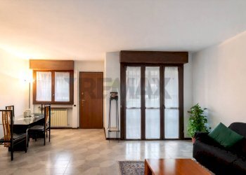 Sala da pranzo - Villa a Schiera Via Bellini
 
12, Segrate - foto 6