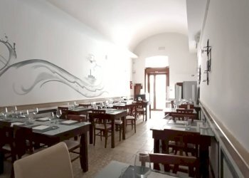 Foto 3 - Attività Commerciale via petrelli, Gallipoli - foto 3