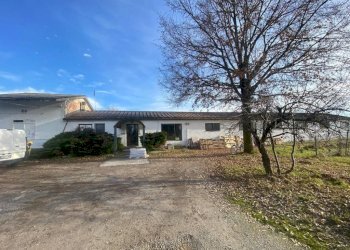 Facciata - Capannone via Santo Stefano, 15, Morozzo - foto 1