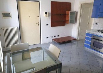 Cucina - Bilocale via Clemente Bondi, 18, Parma (zona San Lazzaro) - foto 2