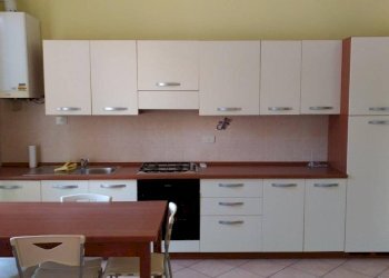 Cucina - One-room apartment via Emilia Est, 50, Parma (neighborhood San Lazzaro) - photo 3