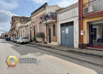 Foto 1 - Box via Umberto, Canicattini Bagni - foto 1