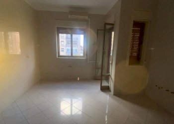 Salone - Quadrilocale via Emilio Salgari, Palermo - foto 15