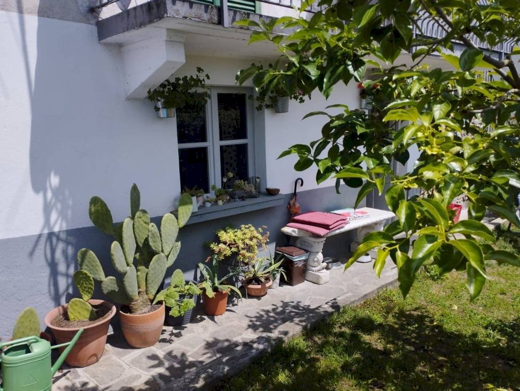 Giardino - Villa contrada California, 8, Cocquio-Trevisago - foto 2