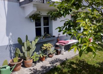 Giardino - Villa contrada California, 8, Cocquio-Trevisago - foto 1