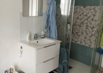 Bagno - Villa contrada California, 8, Cocquio-Trevisago - foto 21