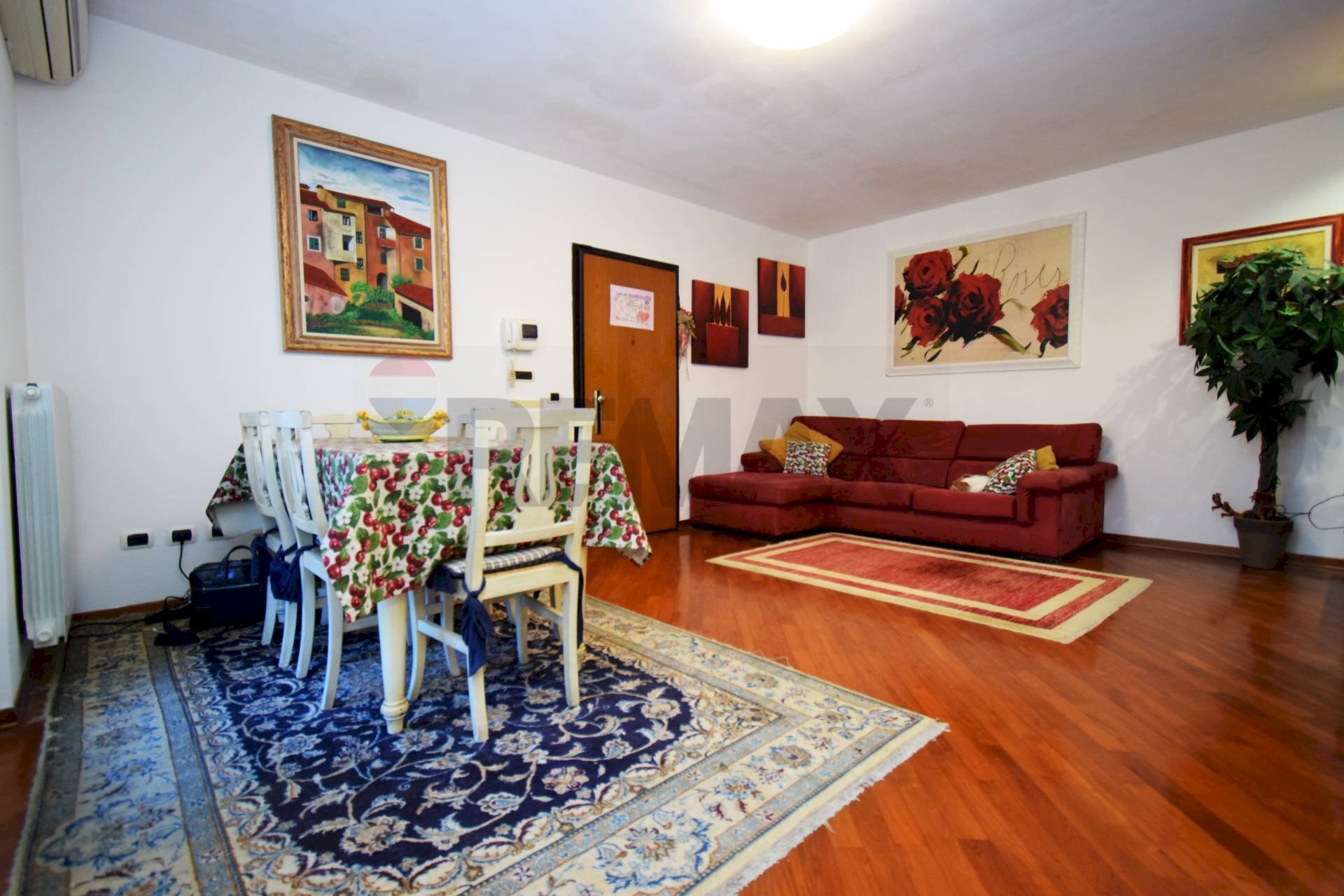 Sala da pranzo - Appartamento via francia
 
7, Livorno - foto 2