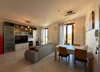 Foto 6 - Trilocale Via Ungaretti
 
11, Puegnago sul Garda - foto 6