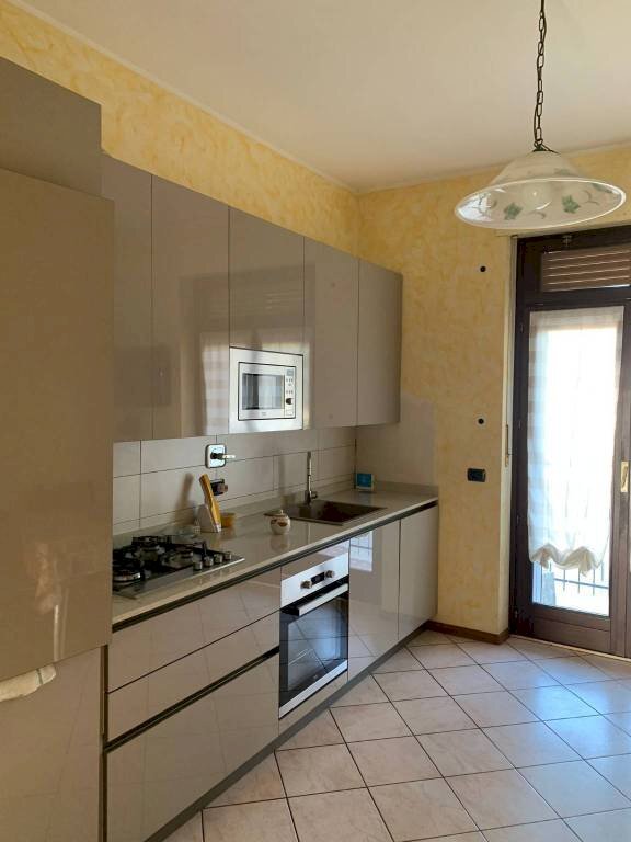 Cucina - Appartamento strada Gorra, Costigliole d'Asti - foto 2