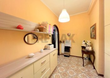 Hall / corridoio - Two-room apartment via Prolungamento Carlo De Marco
 
41, Napoli - photo 4