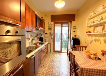 Cucina - Two-room apartment via Prolungamento Carlo De Marco
 
41, Napoli - photo 7