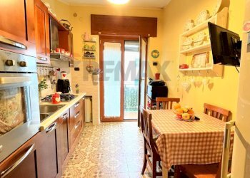 Cucina - Two-room apartment via Prolungamento Carlo De Marco
 
41, Napoli - photo 8