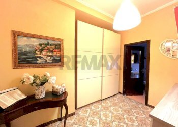 Hall / corridoio - Two-room apartment via Prolungamento Carlo De Marco
 
41, Napoli - photo 12
