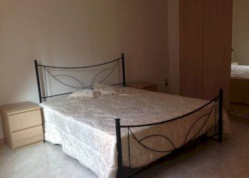 Camera da letto - Quadrilocale via Trivellari, Modena (zona Centro Storico) - foto 15