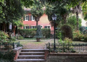 Giardino - Villa via Strada Origlia, 3, Castiglione Torinese - foto 1