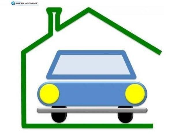 Foto 1 - Box Via, Termoli - foto 1