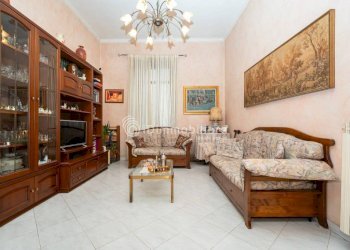 Salone - Quadrilocale via Modena, 44, Torino (zona Aurora) - foto 4