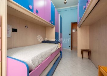 Camera da letto - Quadrilocale via Modena, 44, Torino (zona Aurora) - foto 18