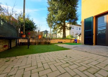 Giardino - Three-room apartment strada Traversetolo, SN, Parma - photo 21