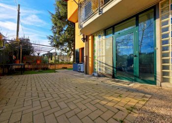 Cortile interno - Three-room apartment strada Traversetolo, SN, Parma - photo 23