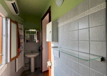 Bagno - Appartamento via Pier Giorgio Frassati, 94, Pollone - foto 15