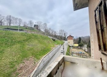 Balcone - Trilocale strada Barazzetto Vandorno, 12, Biella - foto 10