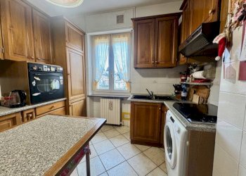 Cucina - Trilocale strada Barazzetto Vandorno, 12, Biella - foto 12