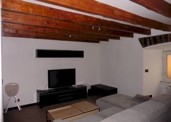 Salone - Bilocale via Caffaro, 7, Genova (zona Castelletto) - foto 4