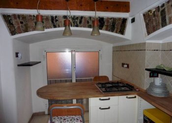 Cucina - Bilocale via Caffaro, 7, Genova (zona Castelletto) - foto 7