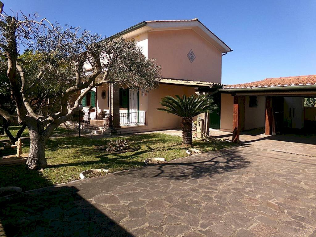 Giardino - Villa via Belvedere, 15, Anzio - foto 3