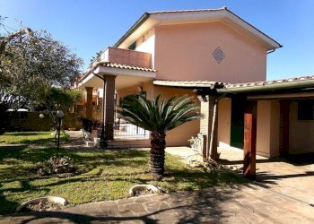 Giardino - Villa via Belvedere, 15, Anzio - foto 2