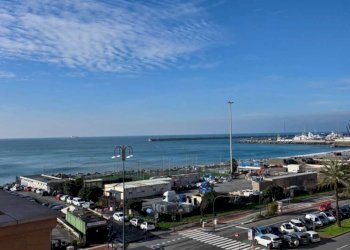 Viste - Appartamento via Giuseppe Casaregis, 1, Genova (zona Foce) - foto 1