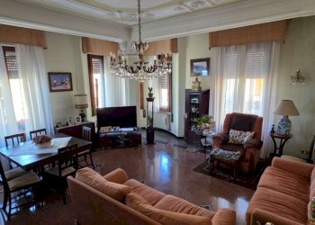 Interni - Appartamento via Giuseppe Casaregis, 1, Genova (zona Foce) - foto 5